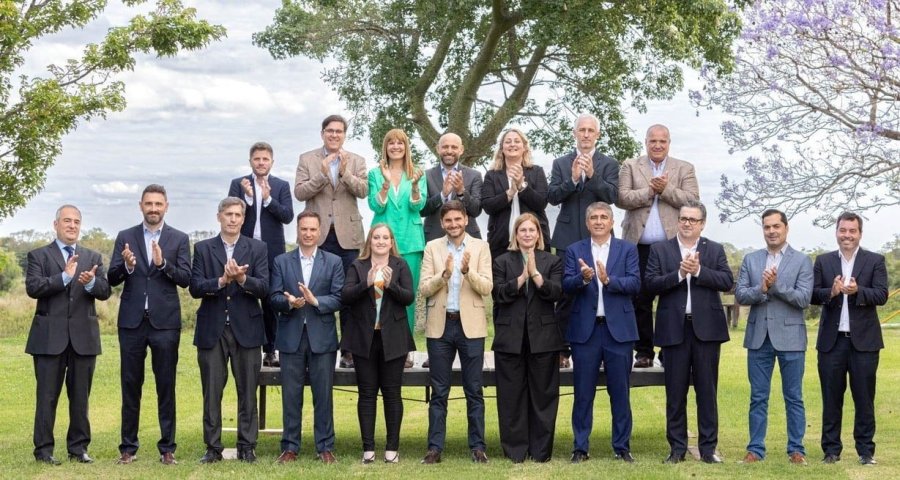 El gobernador y su gabinete