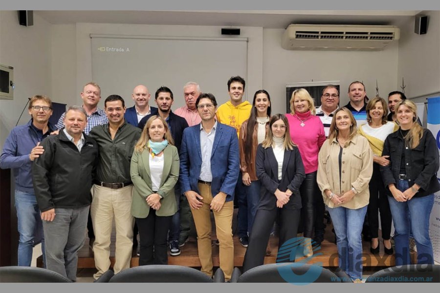 La nueva comisión directiva del CICAE