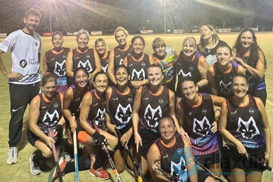 El equipo de las mamis de Alma Juniors