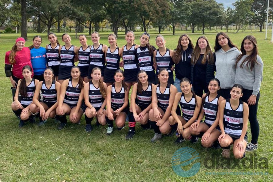 Equipo Sub 16 Alma Juniors Hockey