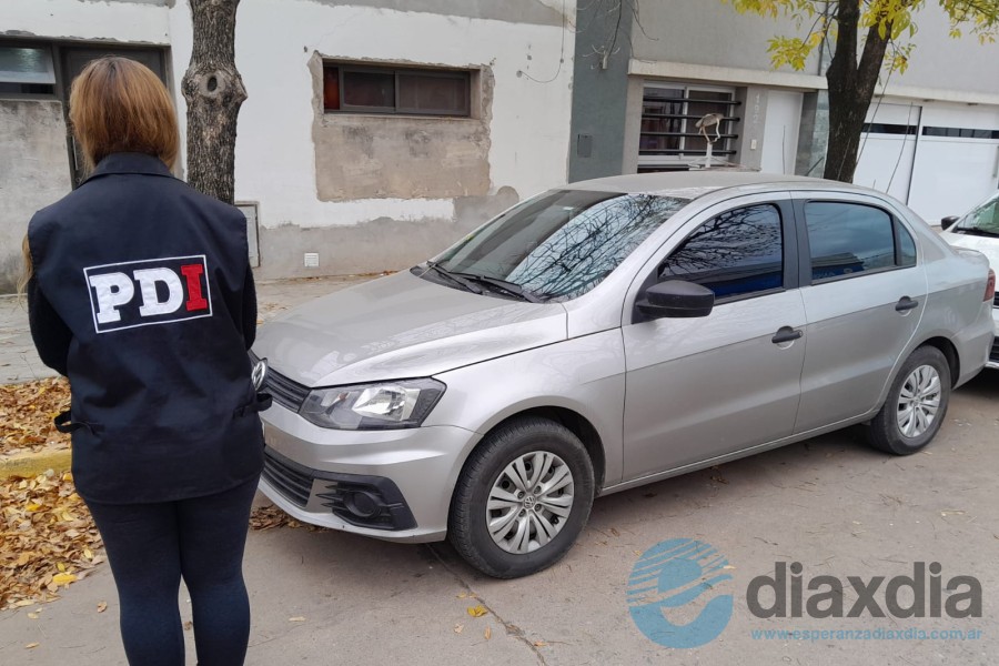 El automóvil secuestrado a los bonaerenses.