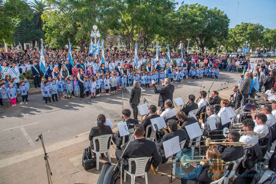Acto por el Día de la Bandera