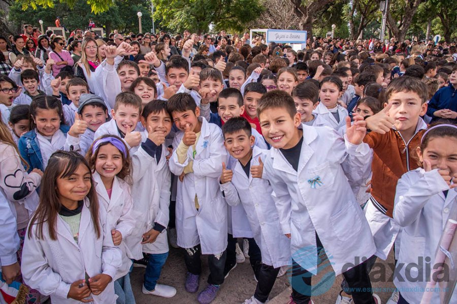 Acto por el Día de la Bandera