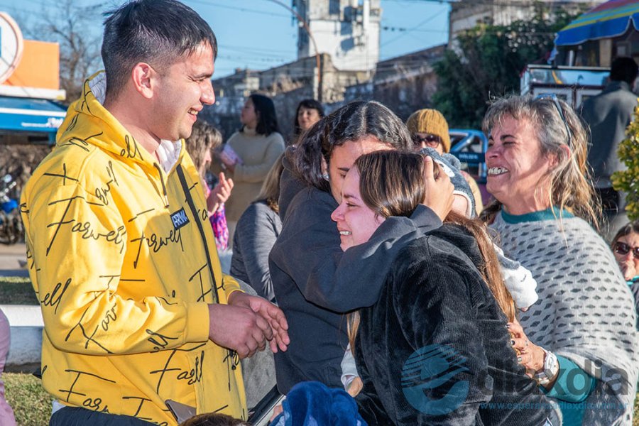 El festejo de familias ganadoras - Prensa Municipalidad Esperanza