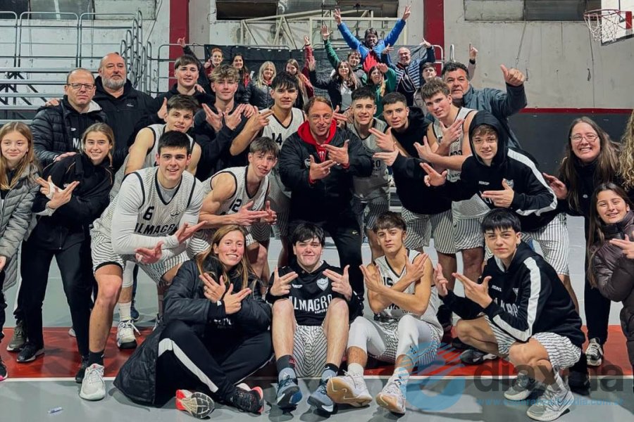 El festejo de los chicos de Almagro en Santa Fe