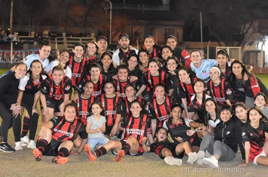 Las chicas subcampeonas de Asociación Deportiva Juventud - RRSS ADJuventud