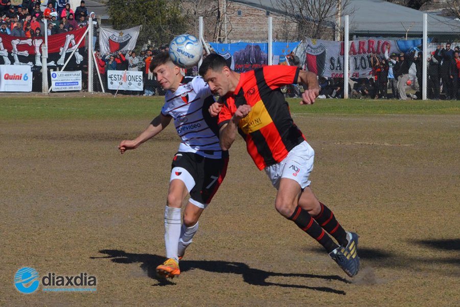 Juventud Esperanza vs. Colón de Santa Fe
