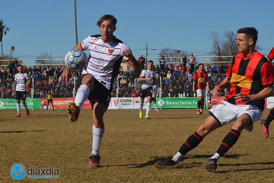 Juventud Esperanza vs. Colón de Santa Fe