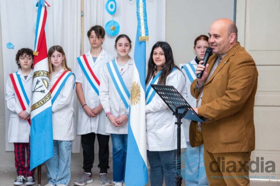 Rodrigo Müller en el acto en la Escuela 314