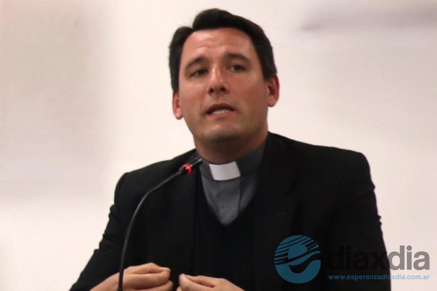 El sacerdote Matías Vecino