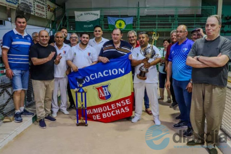 Premiación en el Torneo de Bochas