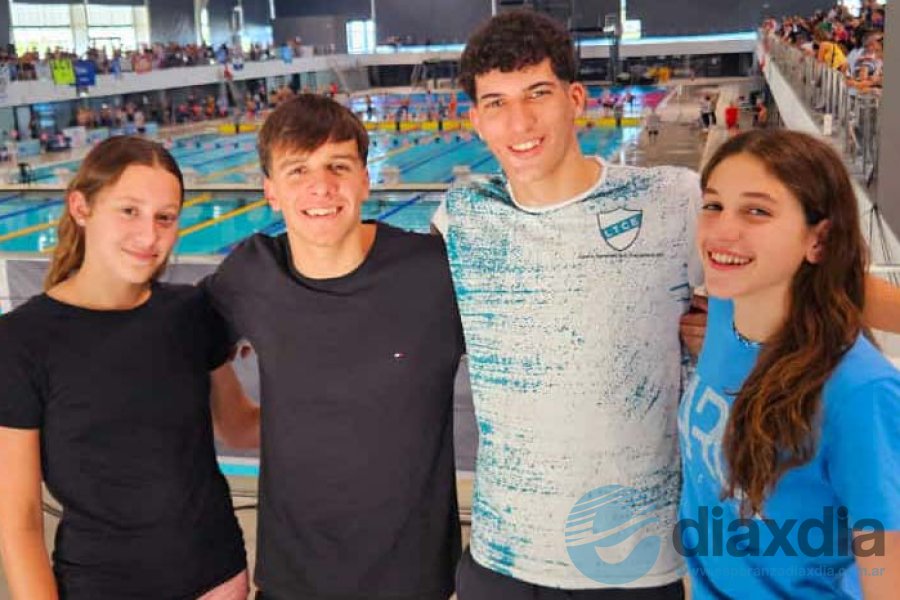 El profe y los tres atletas del LTCE