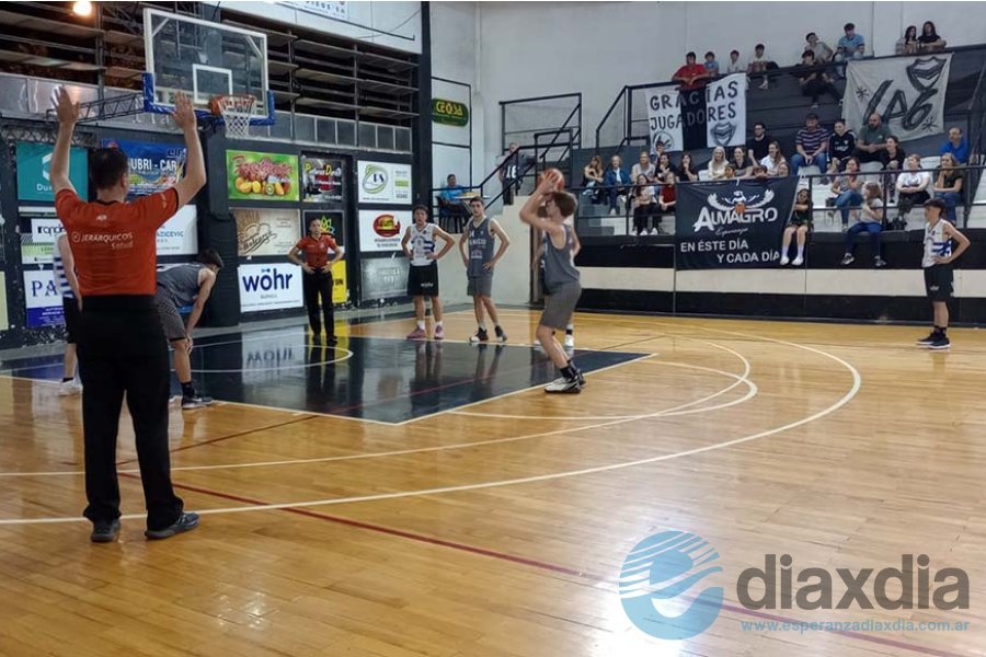 Los U15 en el juego de cuartos