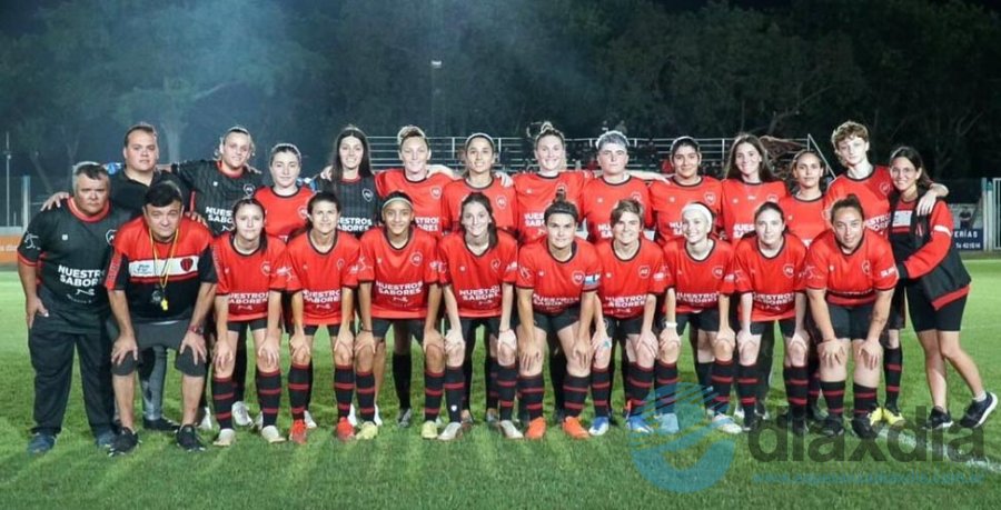 El equipo de Juventud, Campeón del Clausura Femenino de Primera División - Foto RRSS ADJuventud