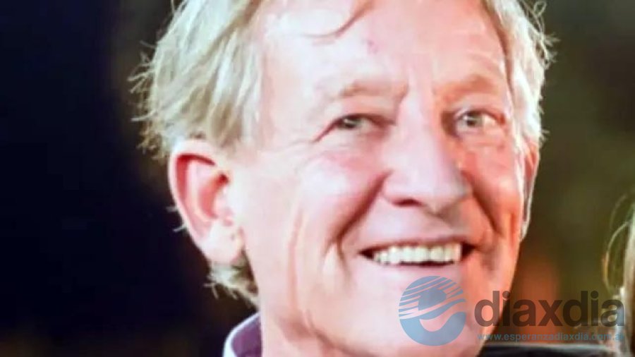 La imagen de Dumas fue difundida por sus familiares en redes sociales durante la desesperada búsqueda