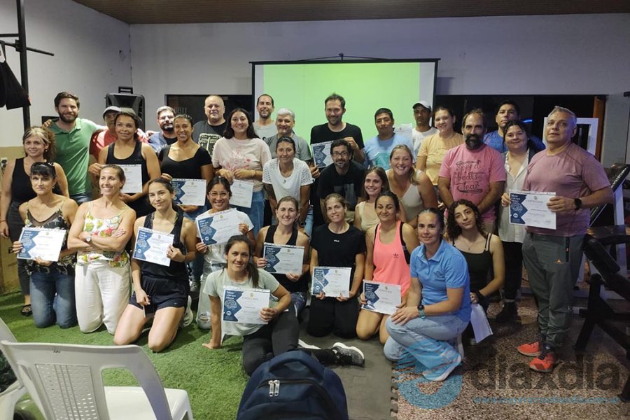 Todos los asistentes al último curso del año