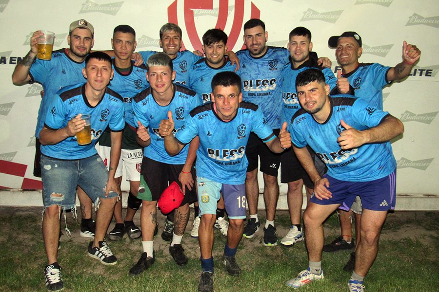 BLESS, CAMPEONES DE LA 