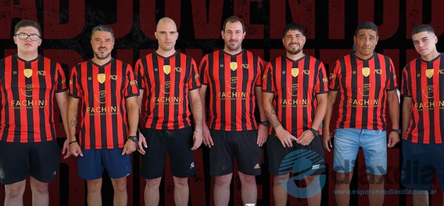 Todos los integrantes de los tres cuerpos técnicos de formativas - RRSS ADJuventud