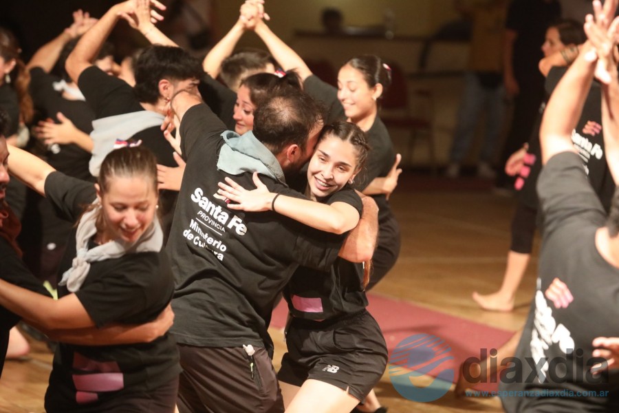 La delegación se presentará el sábado en el escenario mayor