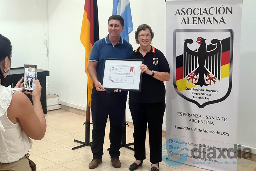 Pirola entregó la declaración de interés