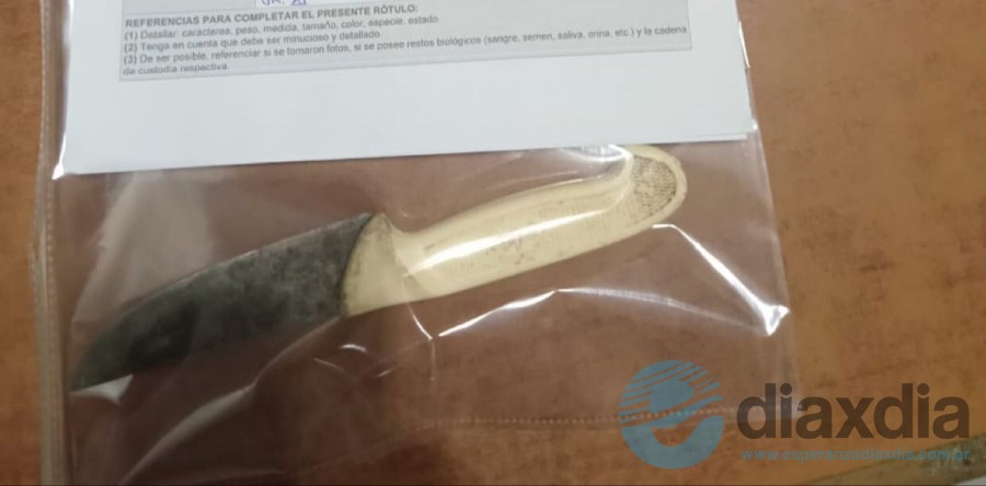 El arma blanca secuestrada - Foto URXI Las Colonias