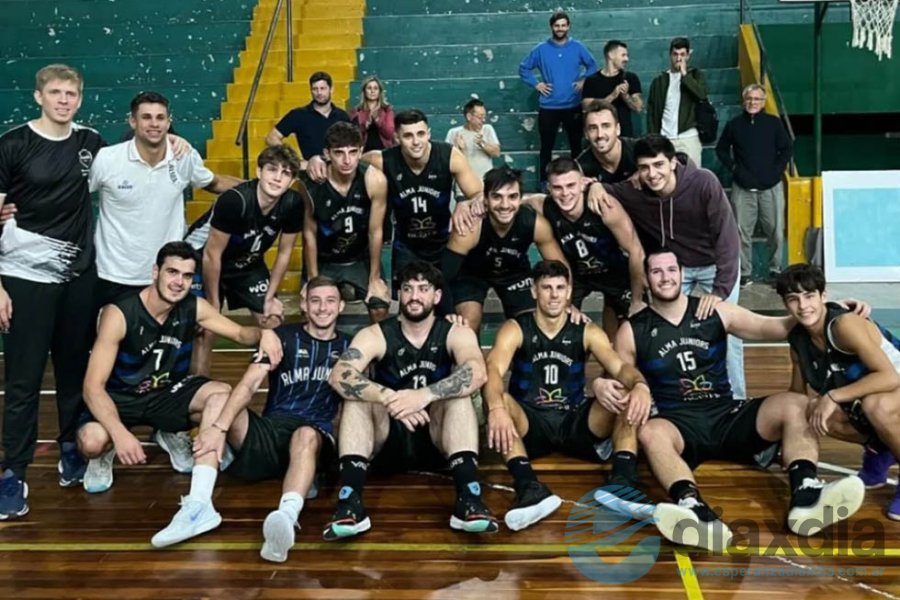 El festejo de Alma Juniors tras la victoria