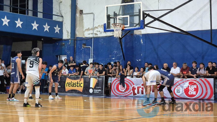 El desarrollo del partido en Santa Fe por Liga Federal - Foto Prensa Almagro