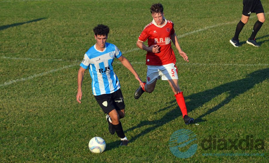 Trabajosa victoria de Mitre como local - Foto EDXD