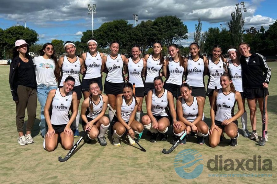 El equipo Sub19 de Alma Juniors linea negra