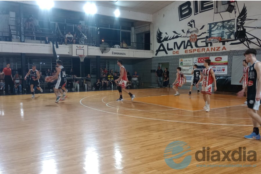 Almagro jugando en el Nido