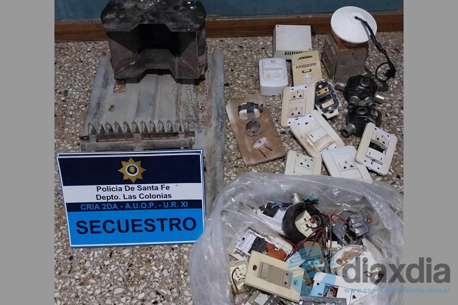 El calefón y otros elementos recuperados