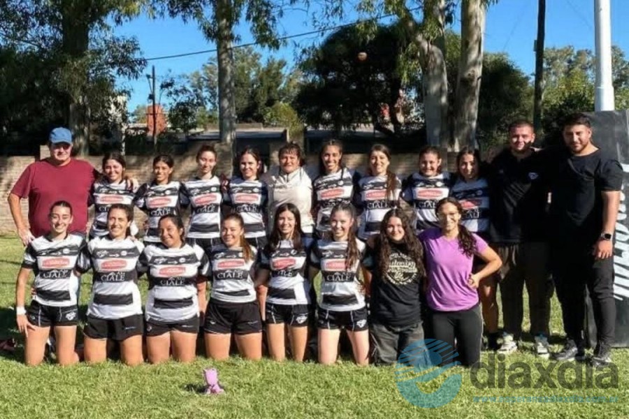 El equipo de rugby femenino de Alma Juniors