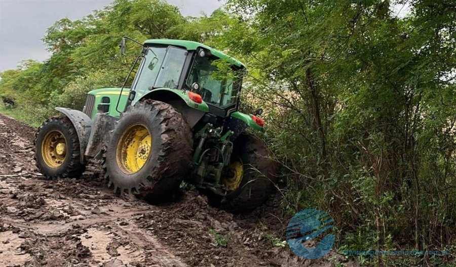 Caminos rurales deteriorados en la provincia - Foto @EliThi