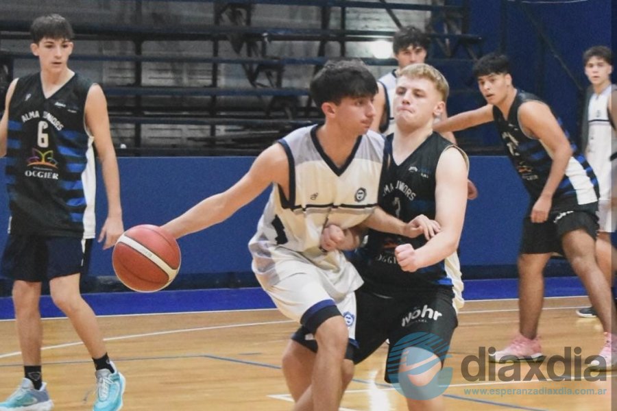 Alma Juniors visitó a Gimnasia y Esgrima SF