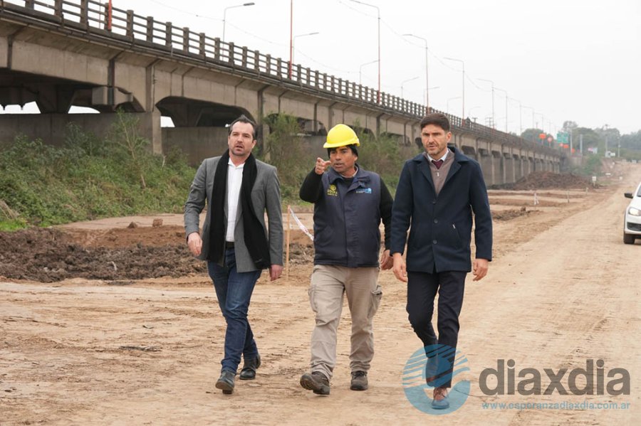 Aseguran que se cumplen los tiempos del pliego del proyecto - Prensa Gobernación de Santa Fe