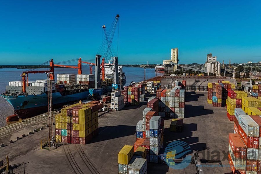 El puerto de Santa Fe en operaciones