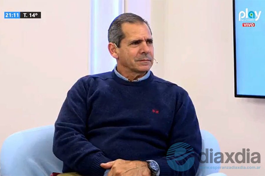 Juan Bernardo Sandaza en Play TV Juan Bernardo Sandaza en Play TV