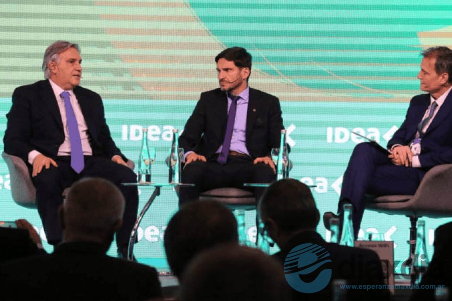 Los gobernadores en el foro de Idea Los gobernadores en el foro de Idea