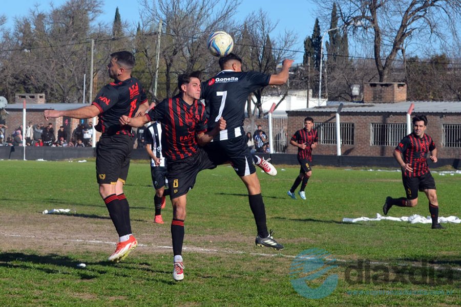 Juventud y Sportivo igualaron sin goles