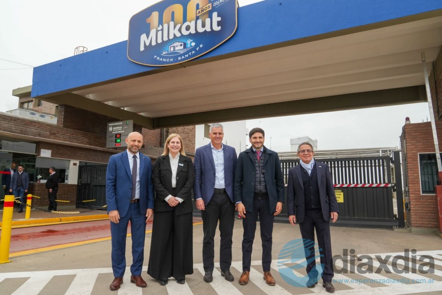 Autoridades de la firma y del gobierno Autoridades de la firma y del gobierno