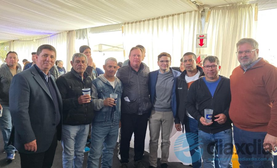 El senador provincial en los festejos por los 100 años de Milkaut