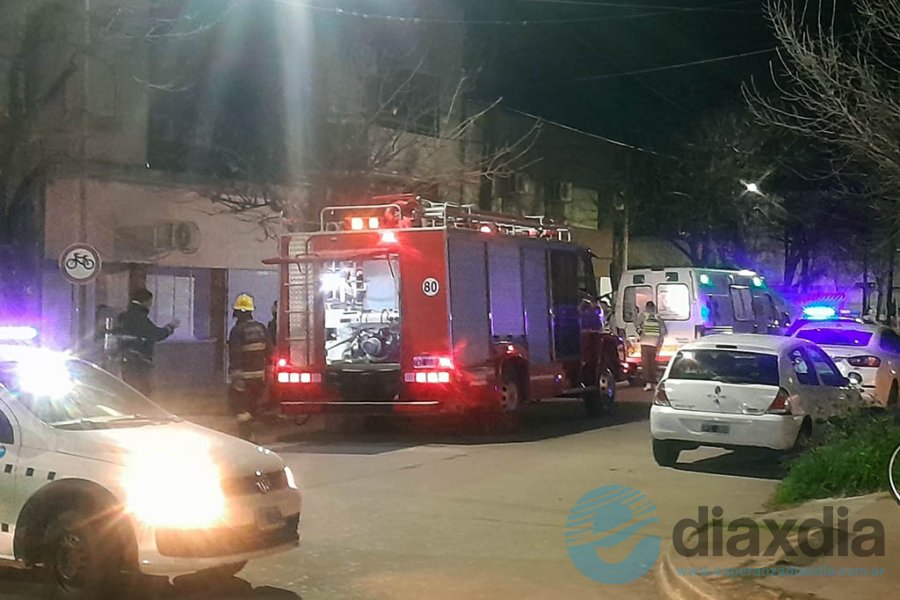 El operativo de bomberos en Avellaneda al 1400