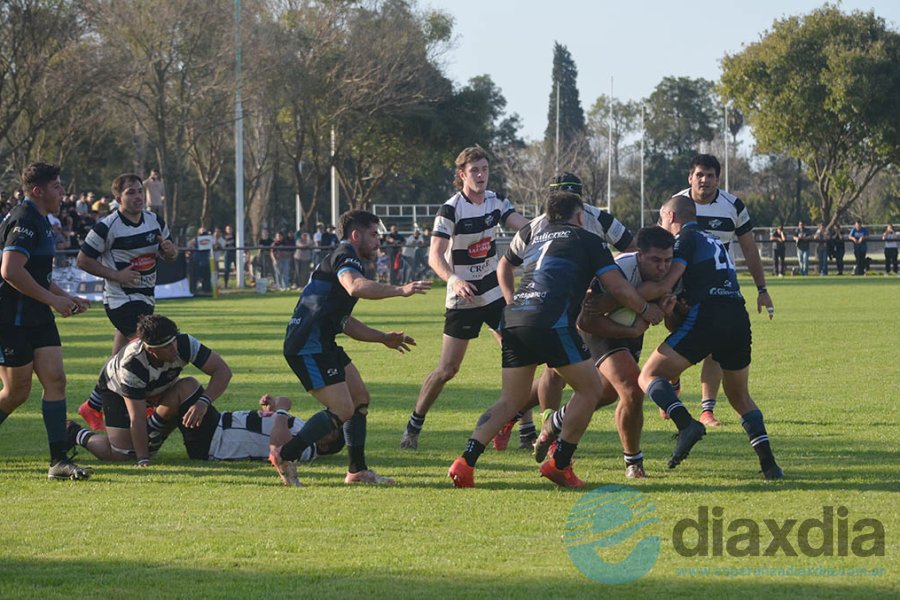Alma Juniors ganó en el Polideportivo