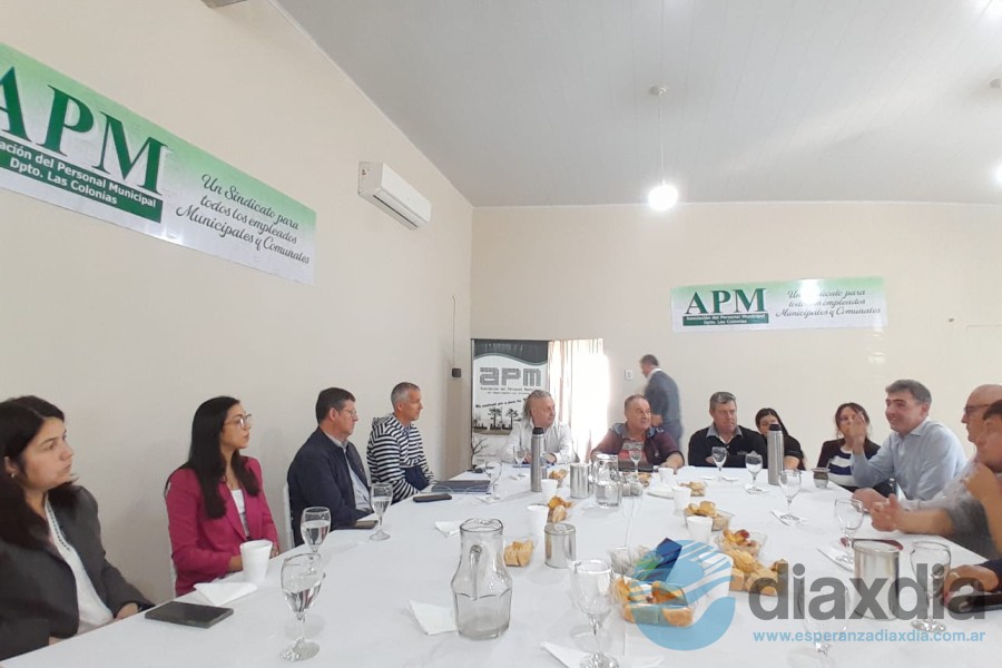 La histórica reunión se realizó en la sede de APM La histórica reunión se realizó en la sede de APM