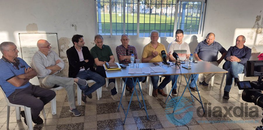 Referentes de todos los barrios en la charla con los medios - Edxd