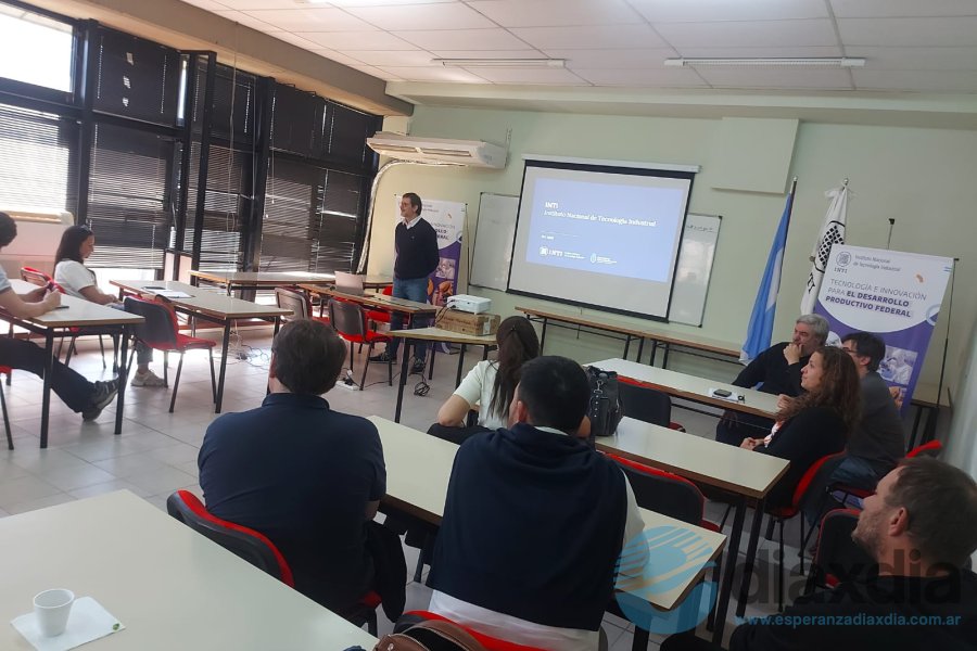 Capacitación a oficios estratégicos