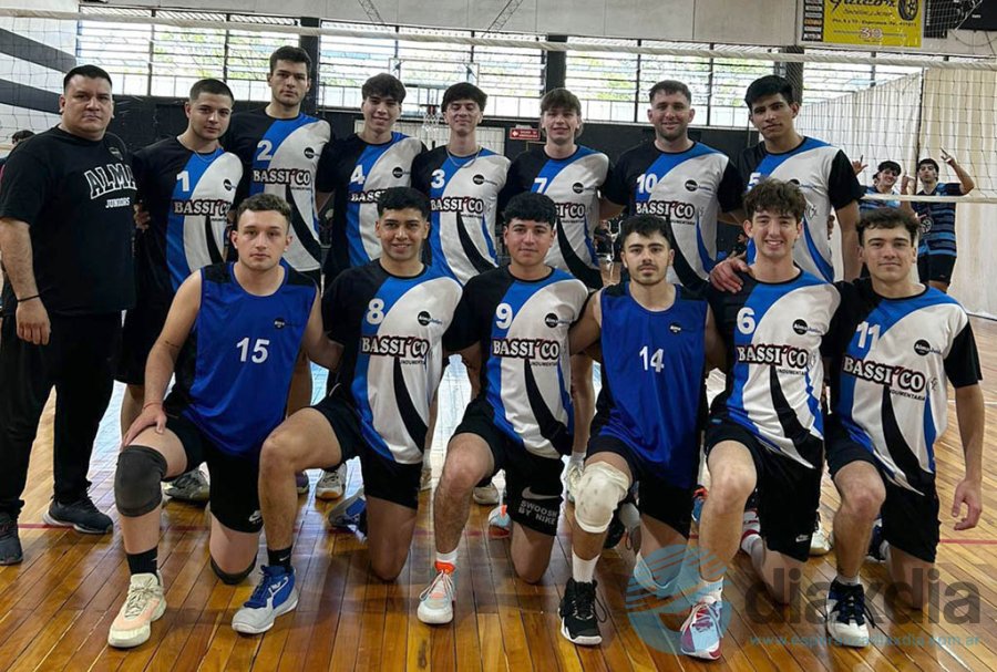 El equipo masculino de Alma Juniors