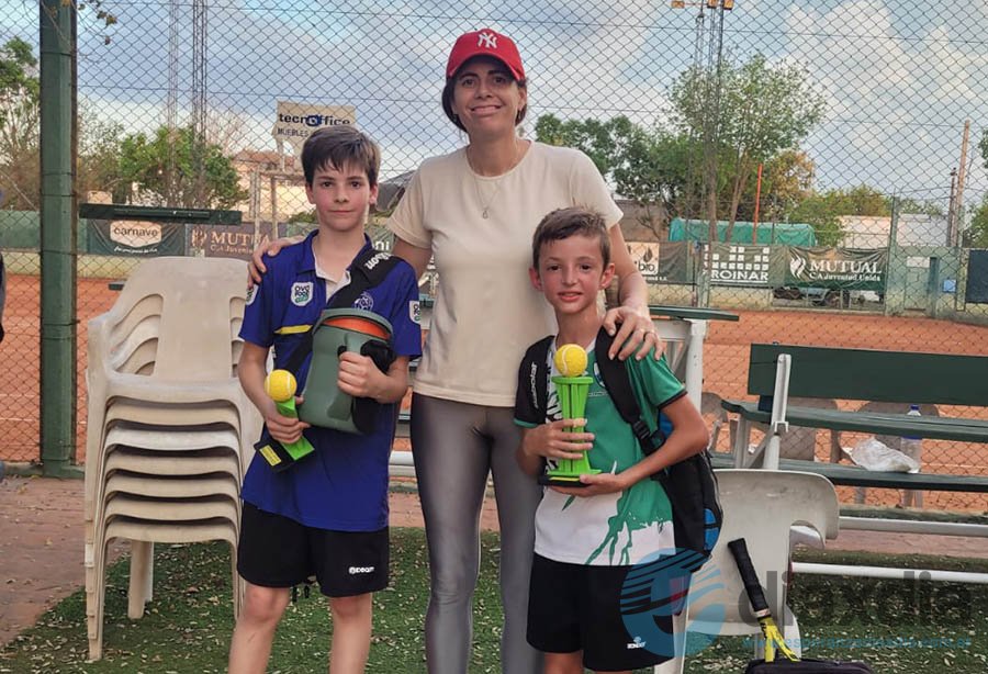 Amad y Rodriguez en la premiación