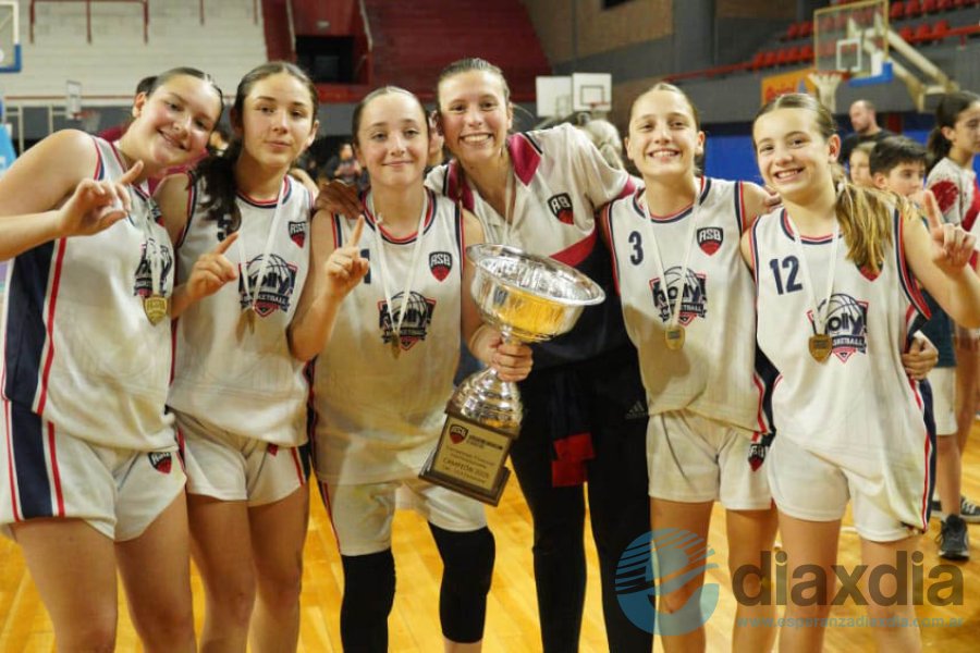 Las referentes de Almagro campeonas con StaFe