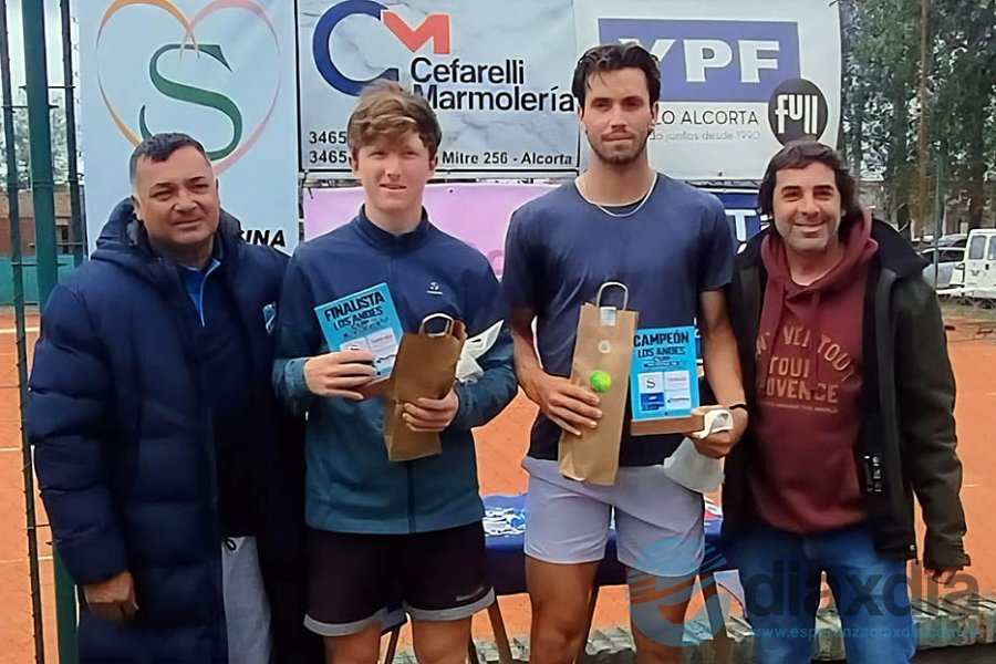 Los finalistas del torneo en Alcorta